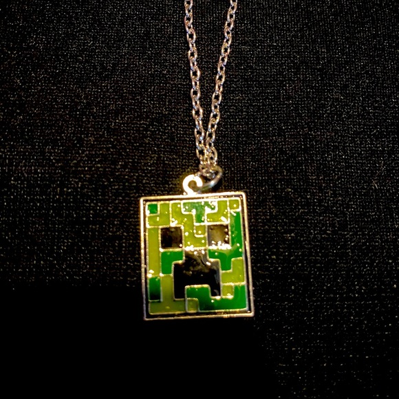 ***bundle items and save**** Creeper necklace inspired by Minecraft - Picture 1 of 2